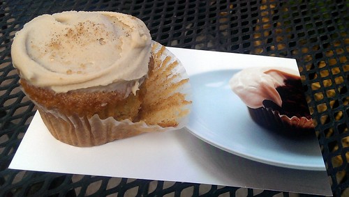 BabyCakes Downtown Disney - French Toast cupcake