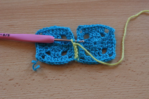 assemblage carre crochet