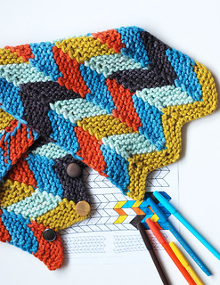 Color by Number Chevrons Cowl