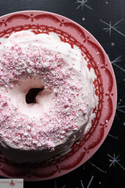 Angel Food Cake with Peppermint Whipped Cream