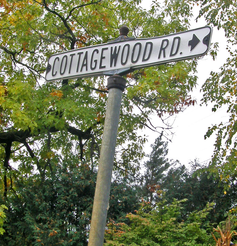 Cottagewood street sign