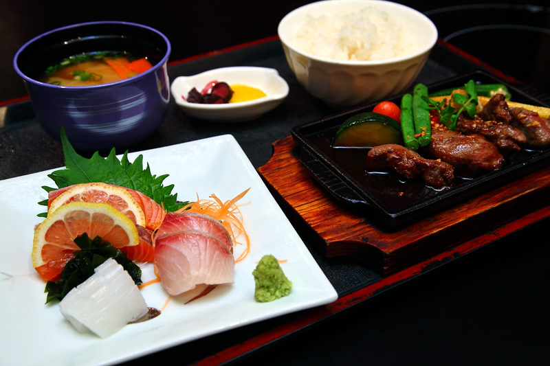 Ju.Ne Sashimi-Teppanyaki-Set