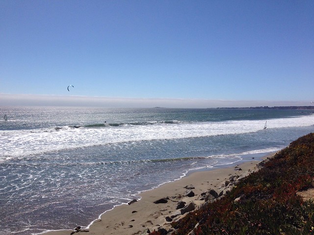 Kite surfers in Santa Cruz