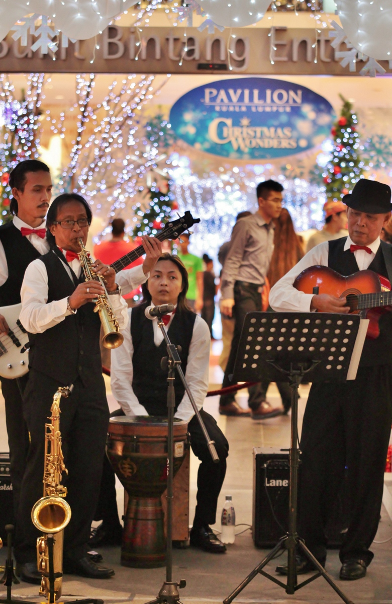 Musical retreat, enjoy the Christmas live band until December 29th at 3pm and 7pm