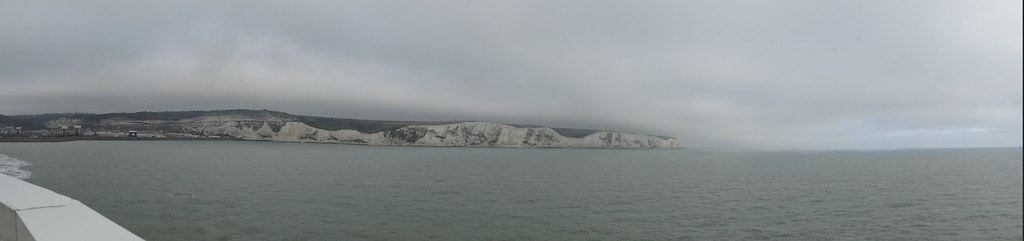 24 oktober 2013 - panoramafoto krijtrotsen bij Dover