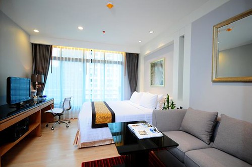 Incredible package deal for Deluxe 40 Sq.m. at Centre Point Hotel Chidlom (Langsuan), Bangkok, Thailand by centrepointhospitality