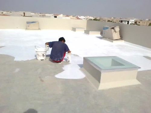 application of roof heat proofing  at DHA karachi (2)
