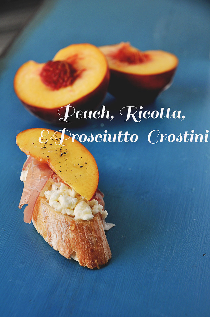Peach_Ricotta_ Prosciutto Crostini_4