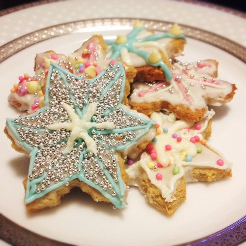 Vegan gingerbread snowflake cookies by smine27