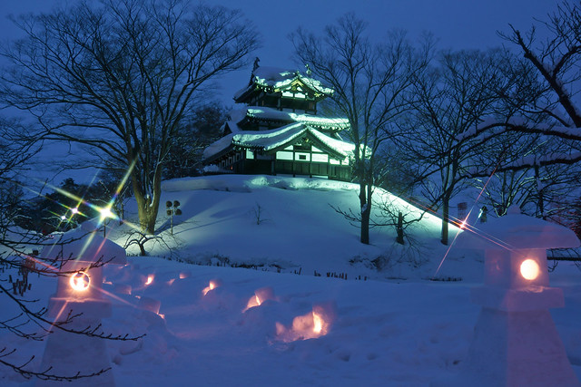 写真_冬の高田城　雪行燈めぐり2012