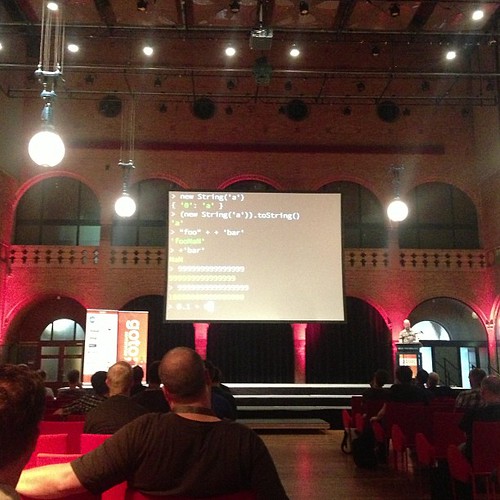 Wtfjs #gotoams a live terminal showing mad js