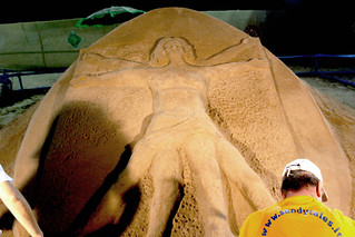 Italian sand artist Francesca cosmi