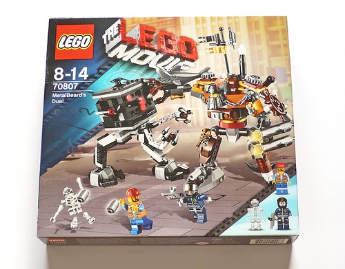 LEGO The Movie 70807 MetalBeard's Duel box01
