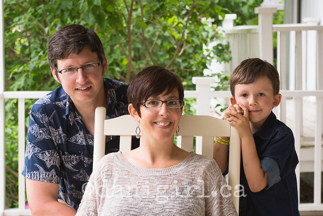 Porch portraits with J and two Ms