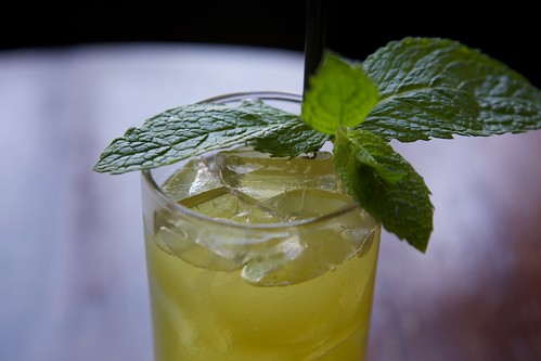 Elixir Carbonated Matcha Mint Lemonade