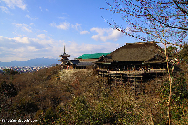 Kiyomizudera (清水寺)Temple full view