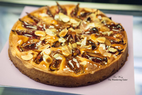Fig and almond tart (large size)