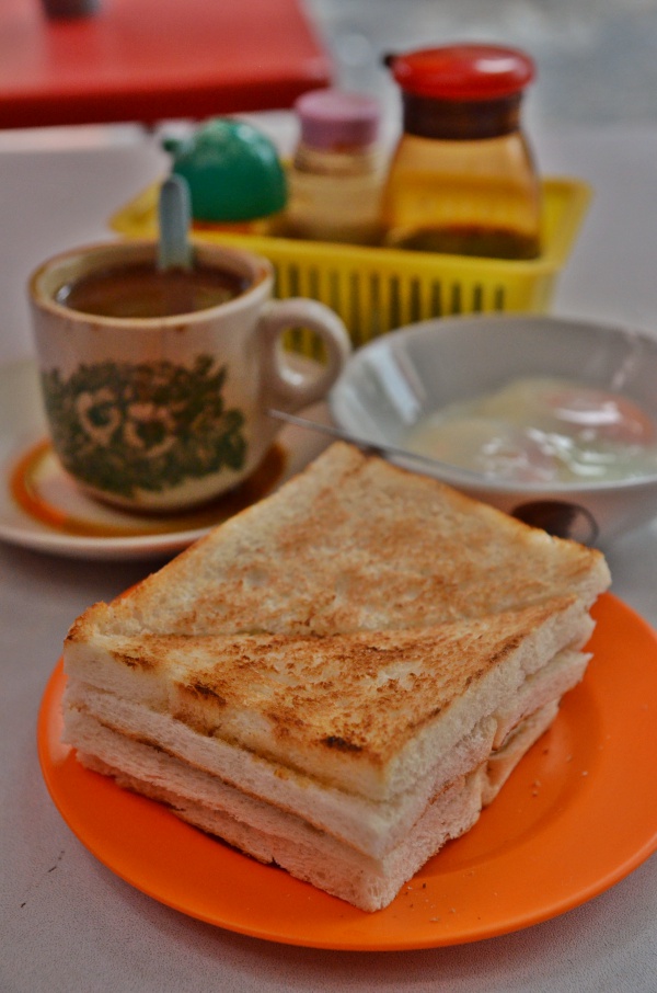 Breakfast @ Kin Wah Kopitiam