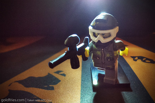 LEGO : Night Paintball