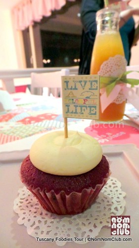 Red Velvet Cupcake (display only)