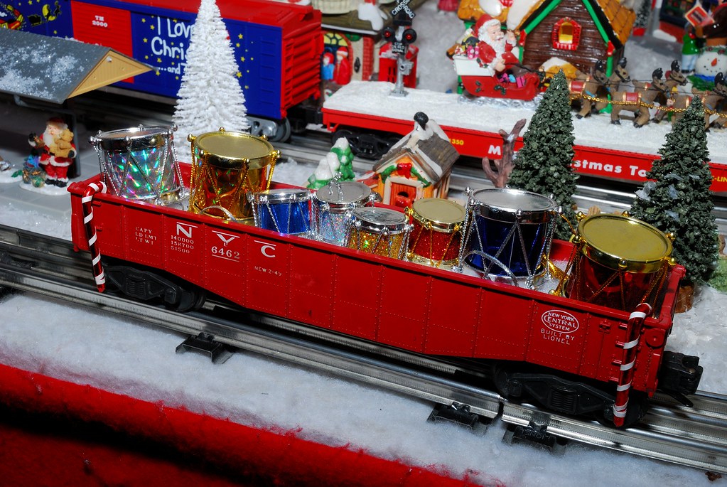 Show us your Christmas Rolling Stock | O Gauge Railroading On Line 