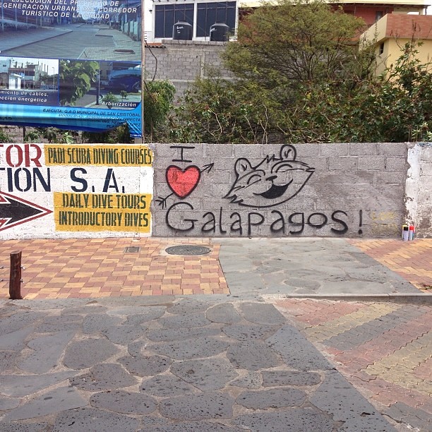 Right now at this #moment #galapagos #graffiti #sexy #streetart #style #ecuador #love