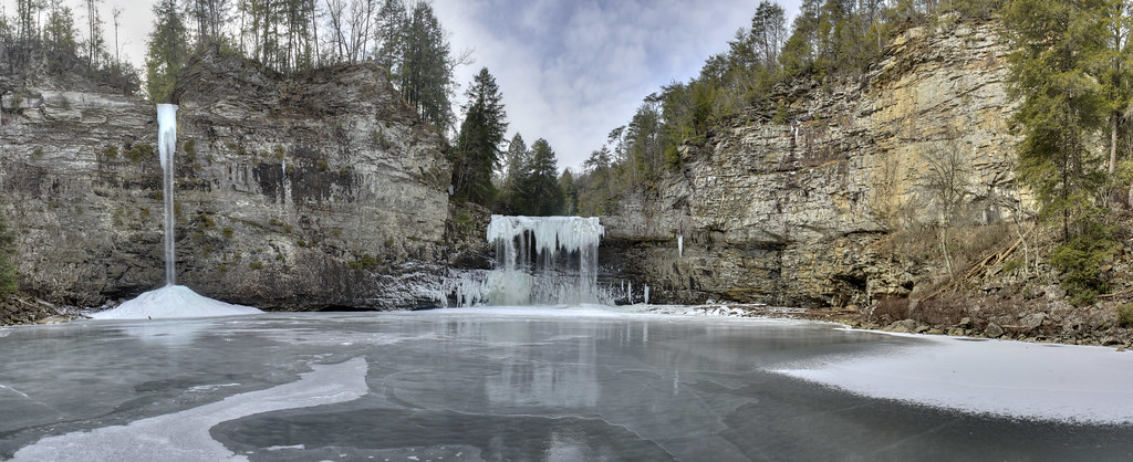 Rockhouse Falls and Cane Creek Falls frozen 2, Fall Creek Falls State Park, Van Buren County, Tennessee