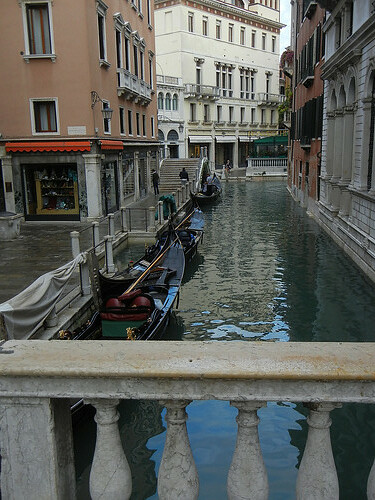 DSCN1378 - Gondola in Venice, October 2012