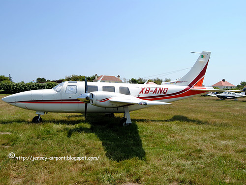 XB-ANQ Piper PA60 Aerostar 601 by Jersey Airport Photography