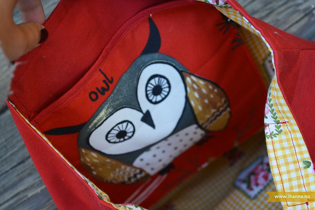 Moms tote with Owl Pocket