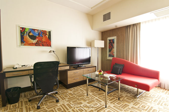 deluxe-single-room-holiday-villa-hotel-suites-subang