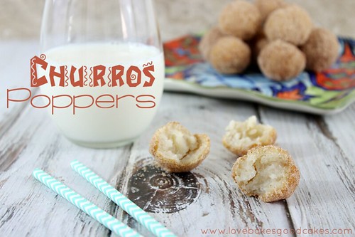 Churros Poppers - an easy dessert or snack idea full of cinnamon & sugar goodness! #churros #Mexican #easy #snack #dessert