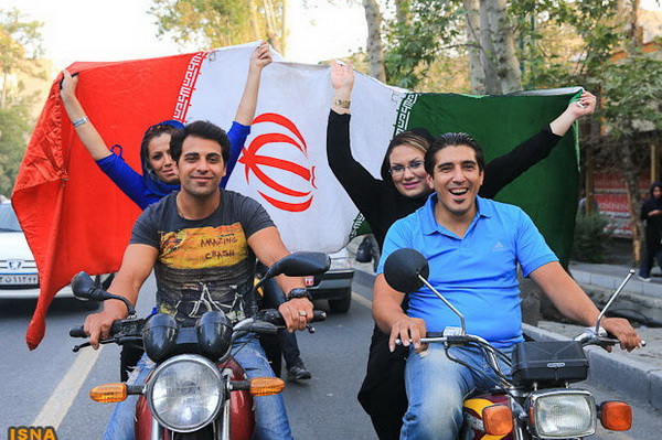 Иран, иранцы, футбол, праздник