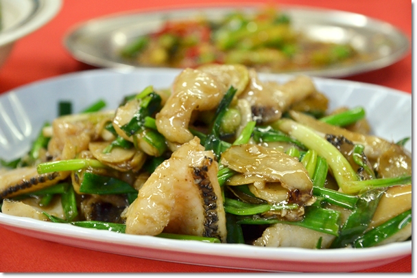 Stir Fried Snakehead Fillet with Ginger & Scallions