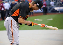 Giants outfielder Hunter Pence works out before the NL Wild Card Game.