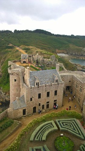 Fort la Latte , Brittany by despod