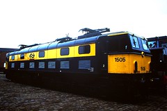 Class 77; EM2
