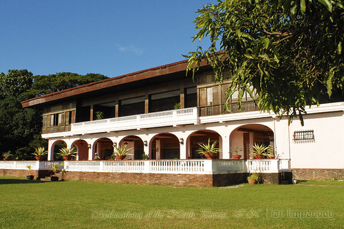 Malacañang of the North (Paoay Lake Side)
