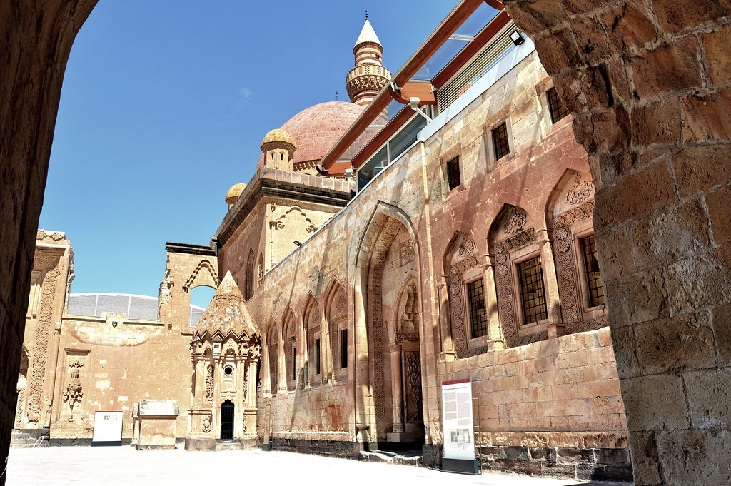 Ishak Pasha Palace/ Xanî Baba