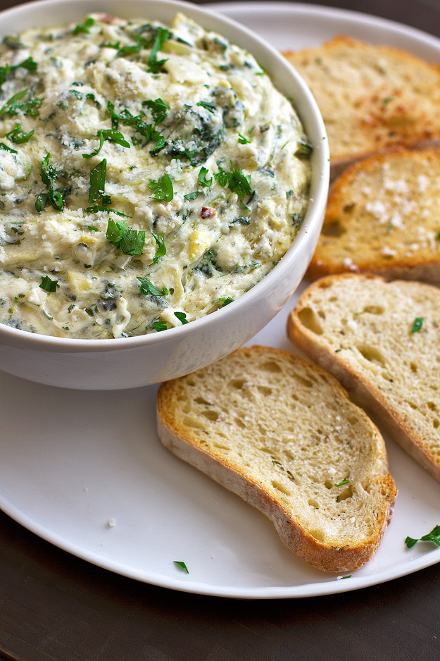 Spicy Spinach and Artichoke Dip