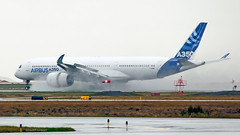 Airbus 350 KEF 2015