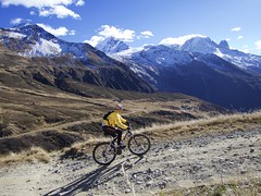 2016 Alps Cycling Calendar