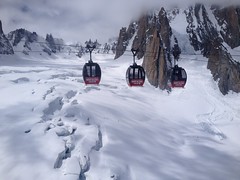 Glacier, crevasses, neige Massif du Mont Blanc