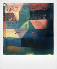 Polaroid streetart