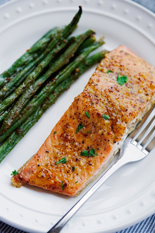 One Sheet Pan Honey Mustard Salmon with Green Beans - An easy weeknight dinner that's all baked in one pan! #roastedgreenbeans #roastedsalmon #honeymustard #honeymustardsalmon | Littlespicejar.com @littlespicejar