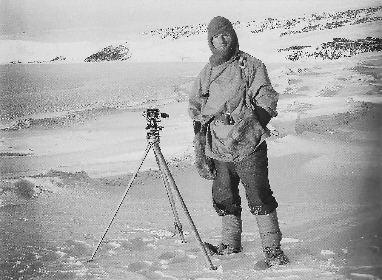 Edward Evans, 1. Baron Mountevans, in October 1911 during Robert Falcon Scott's Terra-Nova-Expedition