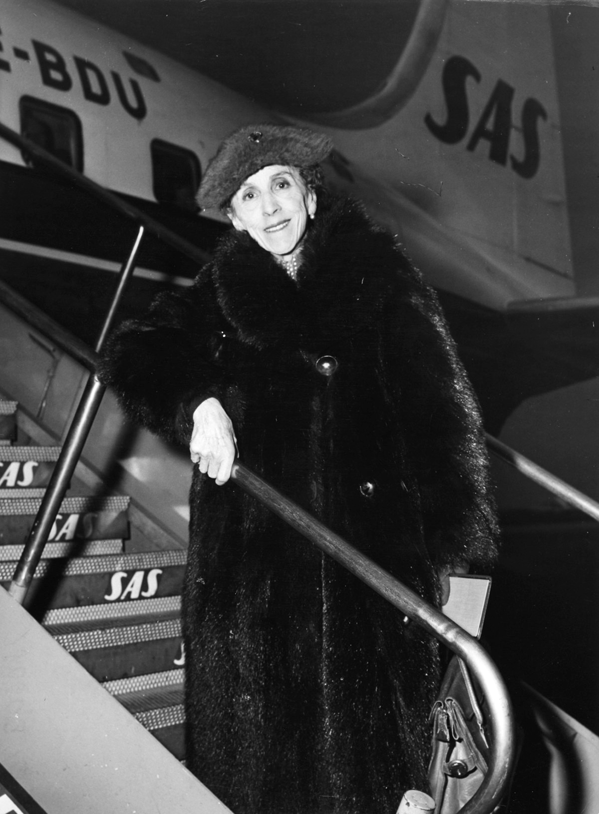Baroness Karen Blixen-Finecke at Kastrup Airport CPH, Copenhagen 1957