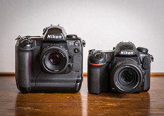 Nikon D1 (1999-2000)  / Nikon D500  (2016)