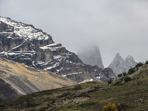 Torres del Paine: ce matin encore, les Torres sont dans le brouillard...