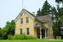 House- Farmhouse